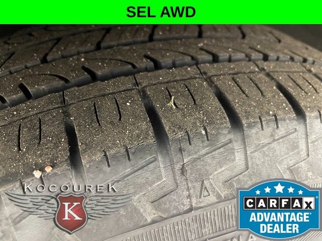 Used 2019 Ford Edge SEL w/ Equipment Group 201A AWD/4WD image 8