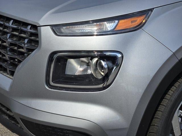 New 2026 Hyundai Venue SEL FWD image 6