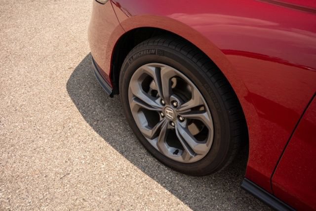 Used 2024 Honda Accord EX image 11