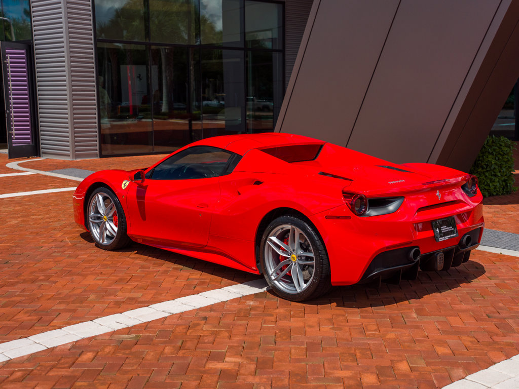 Used 2019 Ferrari 488 Spider RWD image 30
