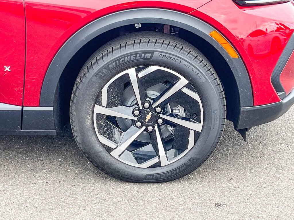 New 2026 Chevrolet Equinox EV LT image 9