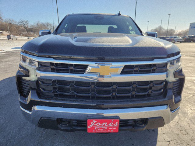 Used 2022 Chevrolet Silverado 1500 LT w/ Protection Package image 9