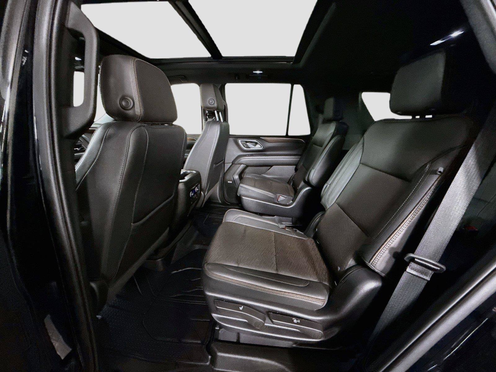 Used 2022 Chevrolet Tahoe High Country AWD/4WD image 18