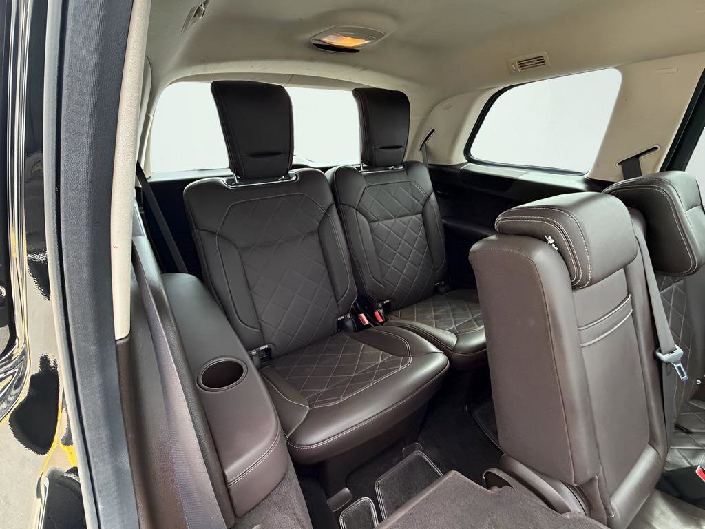 Used 2019 Mercedes-Benz GLS 550 4MATIC image 27