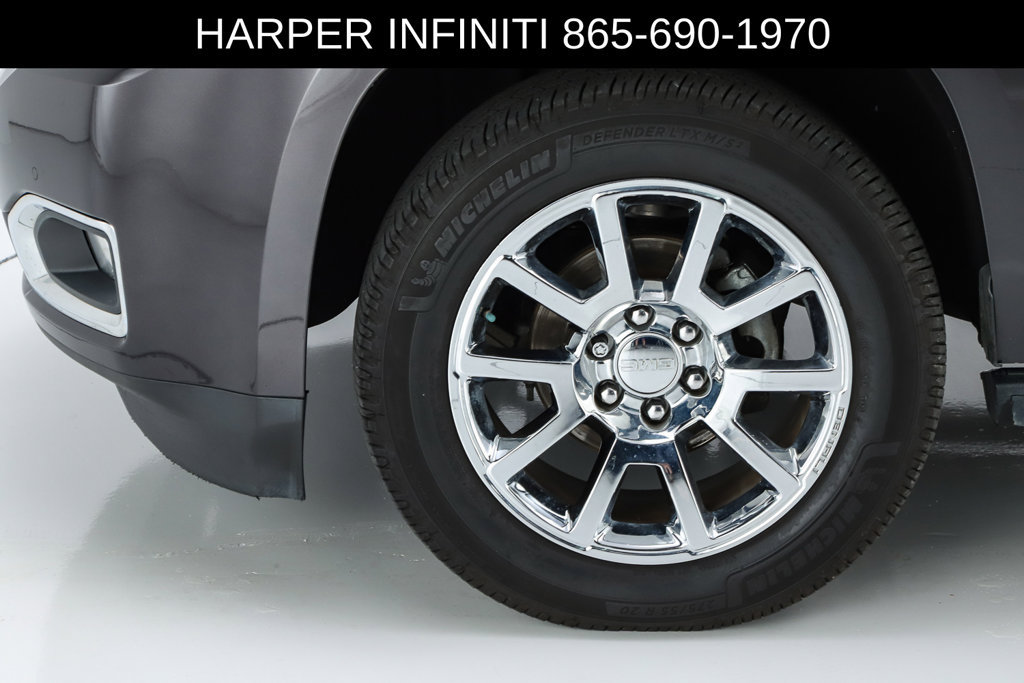 Used 2015 GMC Yukon Denali w/ Premium Package AWD/4WD image 44