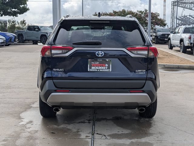 Used 2022 Toyota RAV4 Limited AWD/4WD image 7