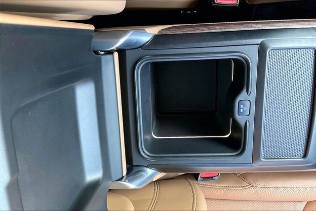 Used 2025 Land Rover Range Rover Long Wheelbase Autobiography image 38