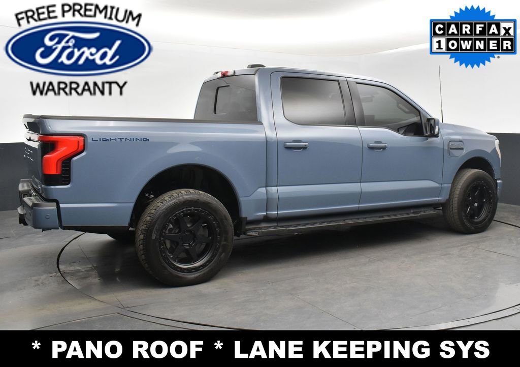 Used 2023 Ford F150 Lightning Platinum image 9