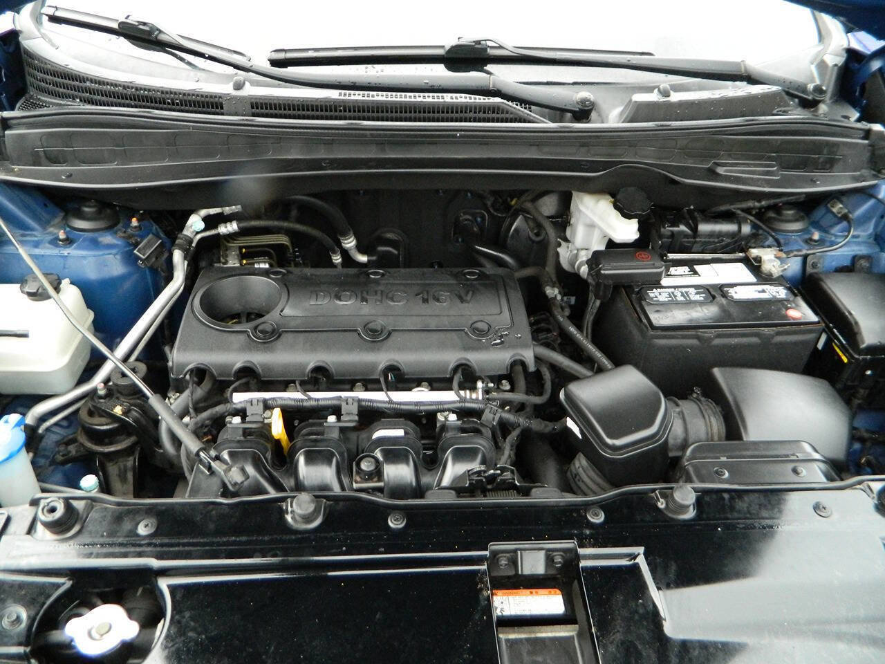 Used 2010 Hyundai Tucson Limited FWD image 22