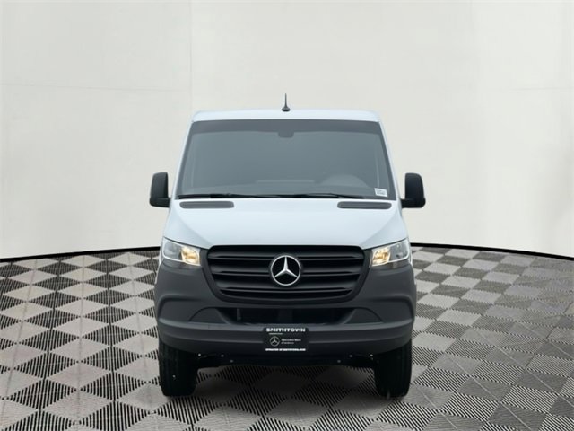 Used 2024 Mercedes-Benz Sprinter 2500 image 5