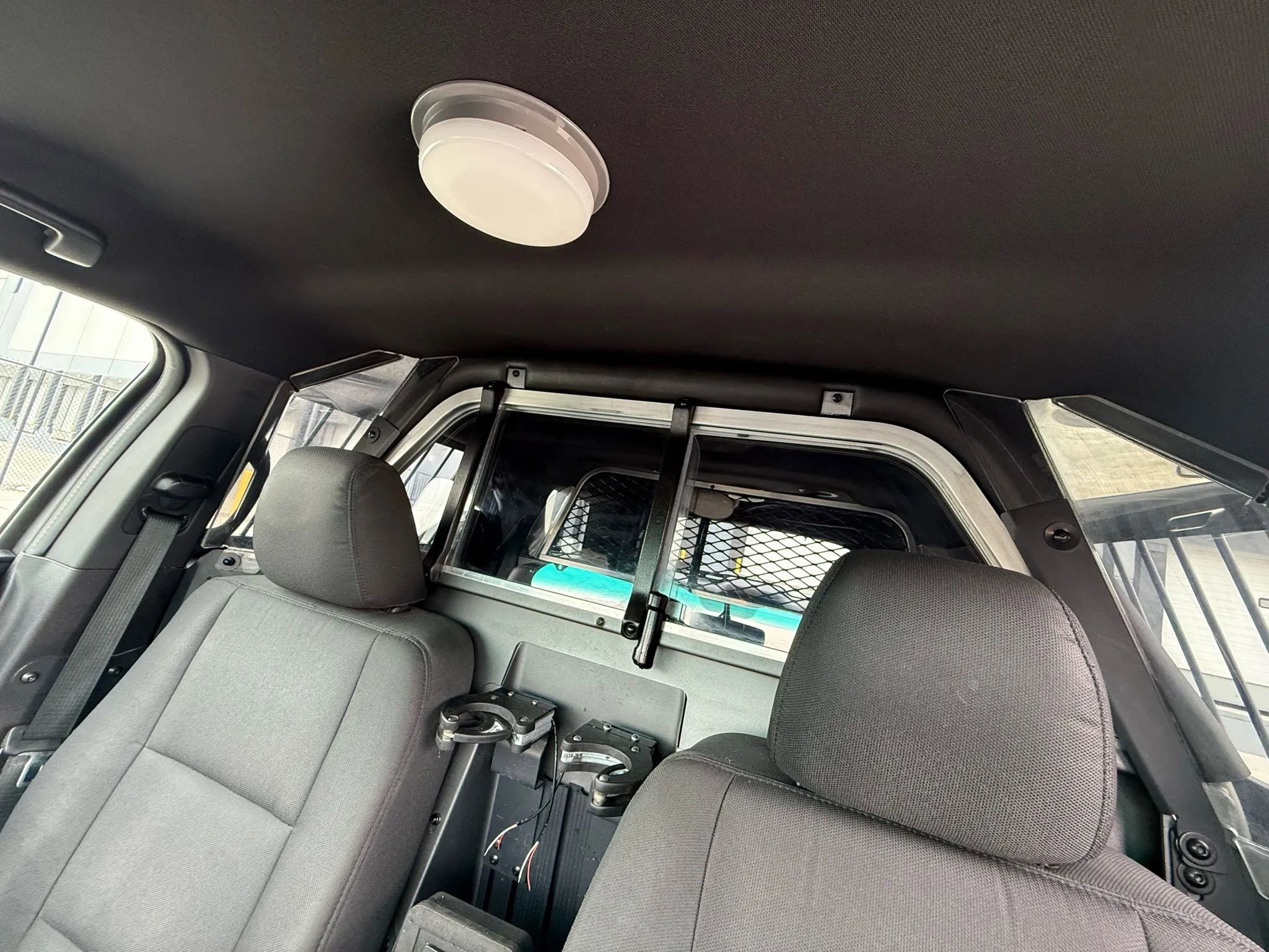 Used 2017 Ford Explorer Utility 4D Police AWD 3.7L V6 image 19