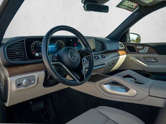 Certified 2025 Mercedes-Benz GLE 450e 4MATIC w/ Winter Package image 17