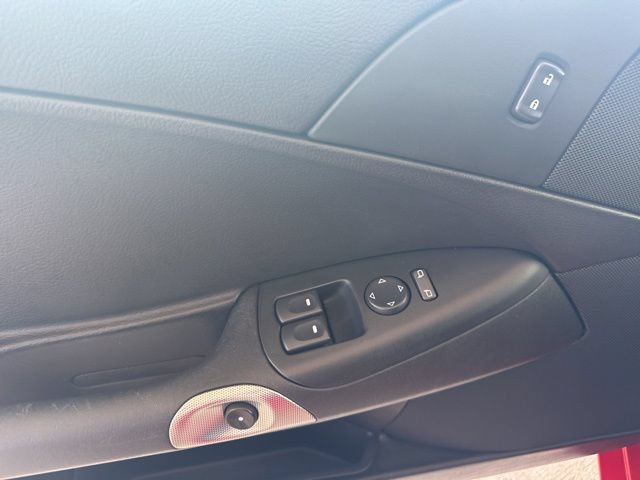 Used 2006 Chevrolet Corvette Coupe RWD image 9
