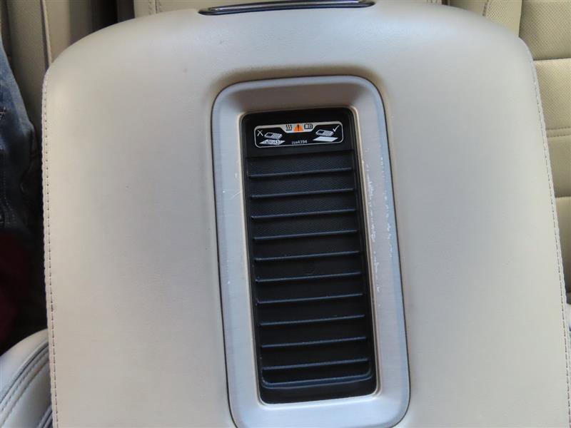 Used 2018 GMC Yukon XL Denali w/ Denali Ultimate Package RWD image 32