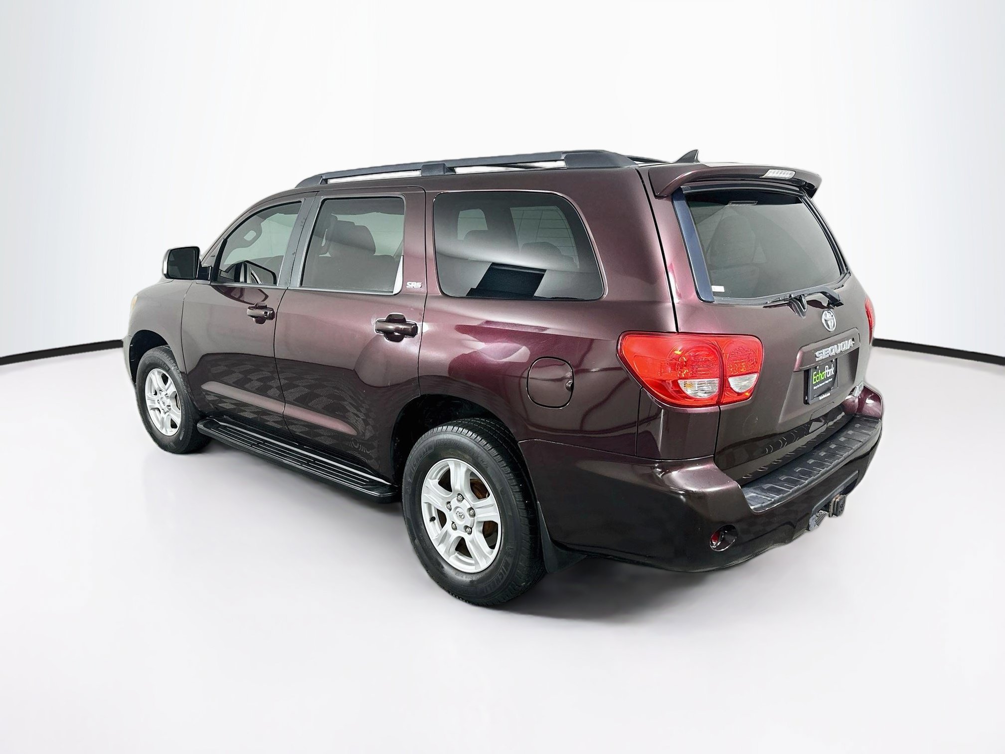 Used 2016 Toyota Sequoia SR5 RWD image 5