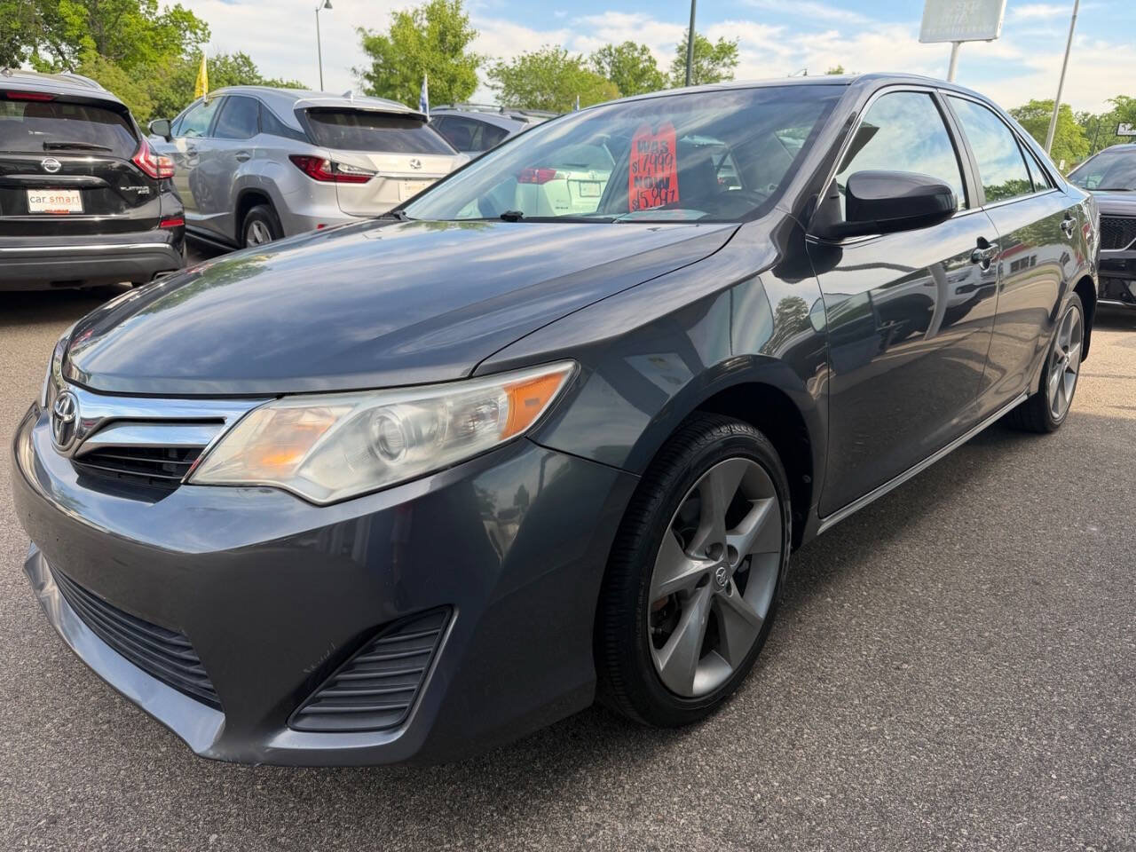 Used 2012 Toyota Camry LE w/ Preferred Accessory Pkg FWD image 6