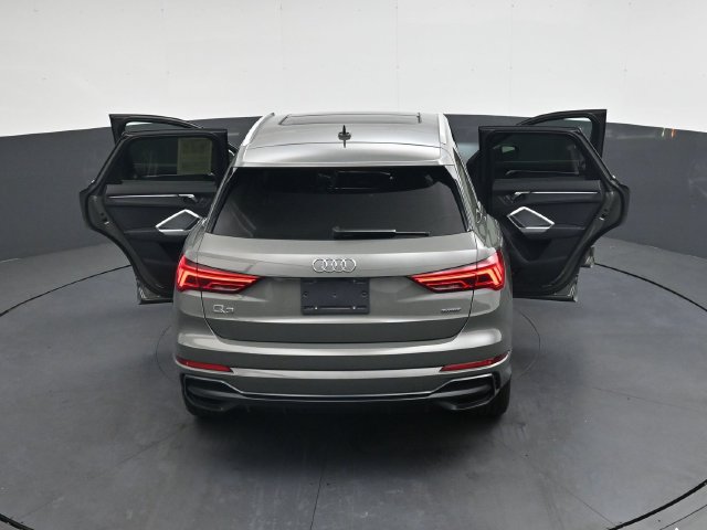 Used 2022 Audi Q3 2.0T Premium Plus AWD/4WD image 37