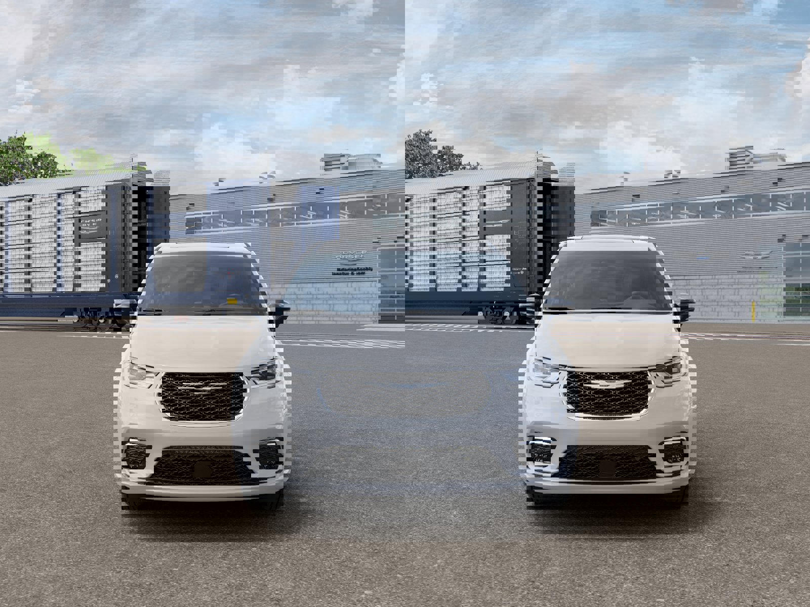 Used 2025 Chrysler Pacifica Select image 32