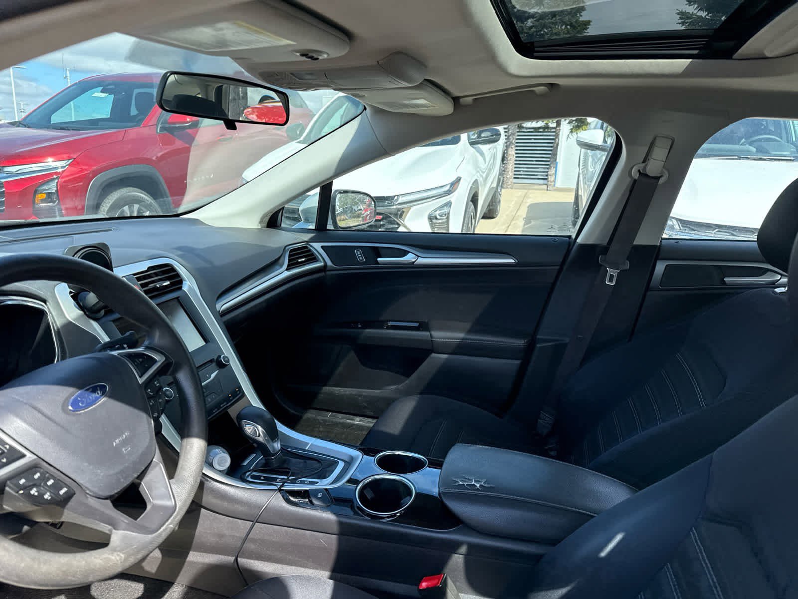 Used 2013 Ford Fusion SE FWD image 9