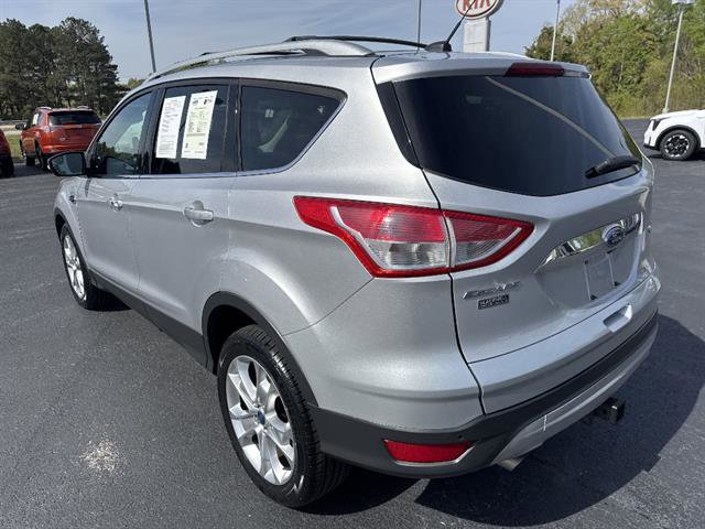 Used 2016 Ford Escape Titanium image 4