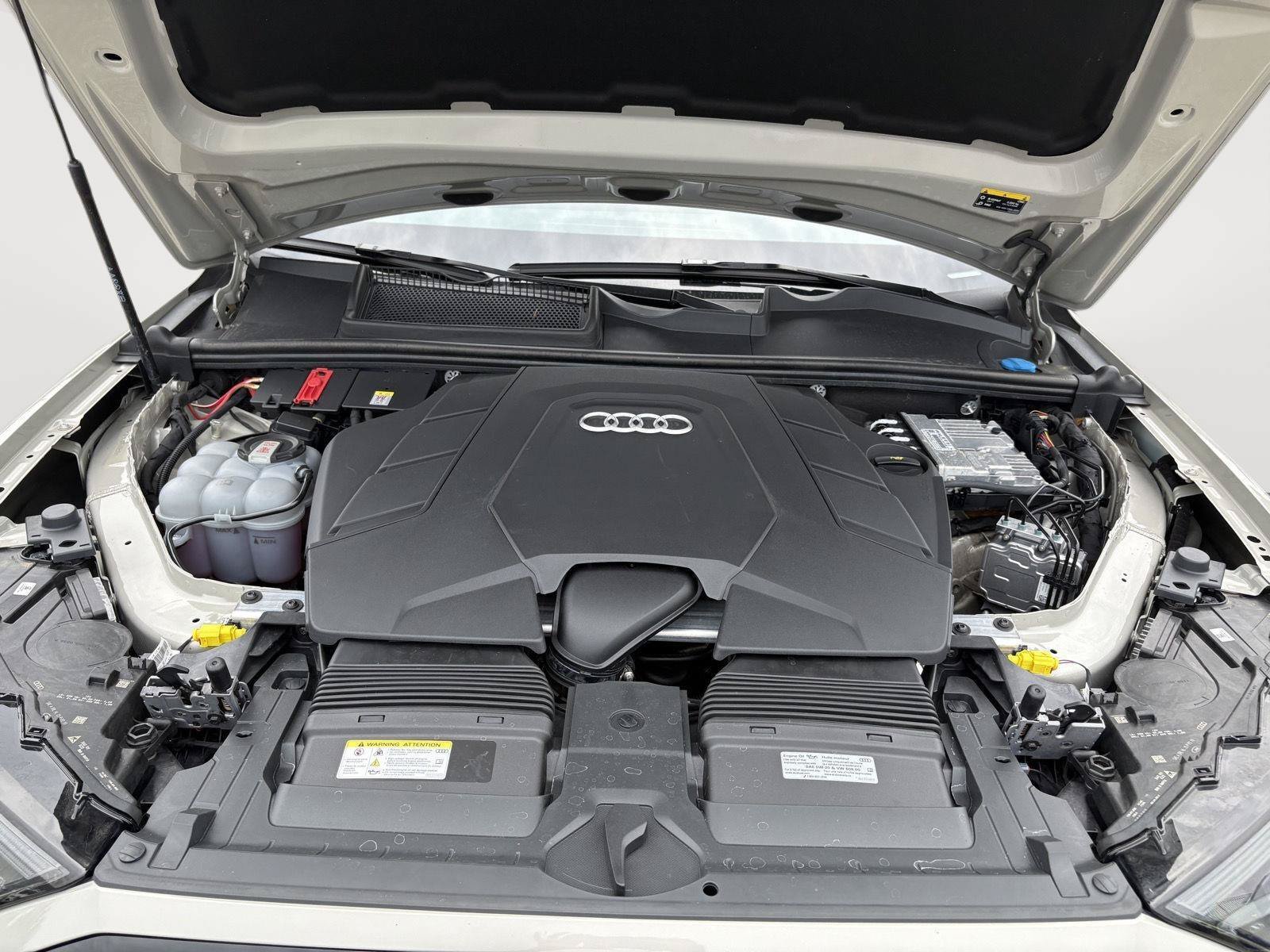 Certified 2023 Audi Q7 3.0T Premium Plus w/ Premium Plus Package AWD/4WD image 24