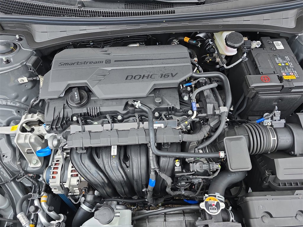 New 2026 Hyundai Elantra Limited image 29