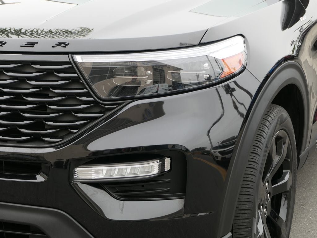 Used 2023 Ford Explorer ST-Line w/ Class IV Trailer Tow Package RWD image 10