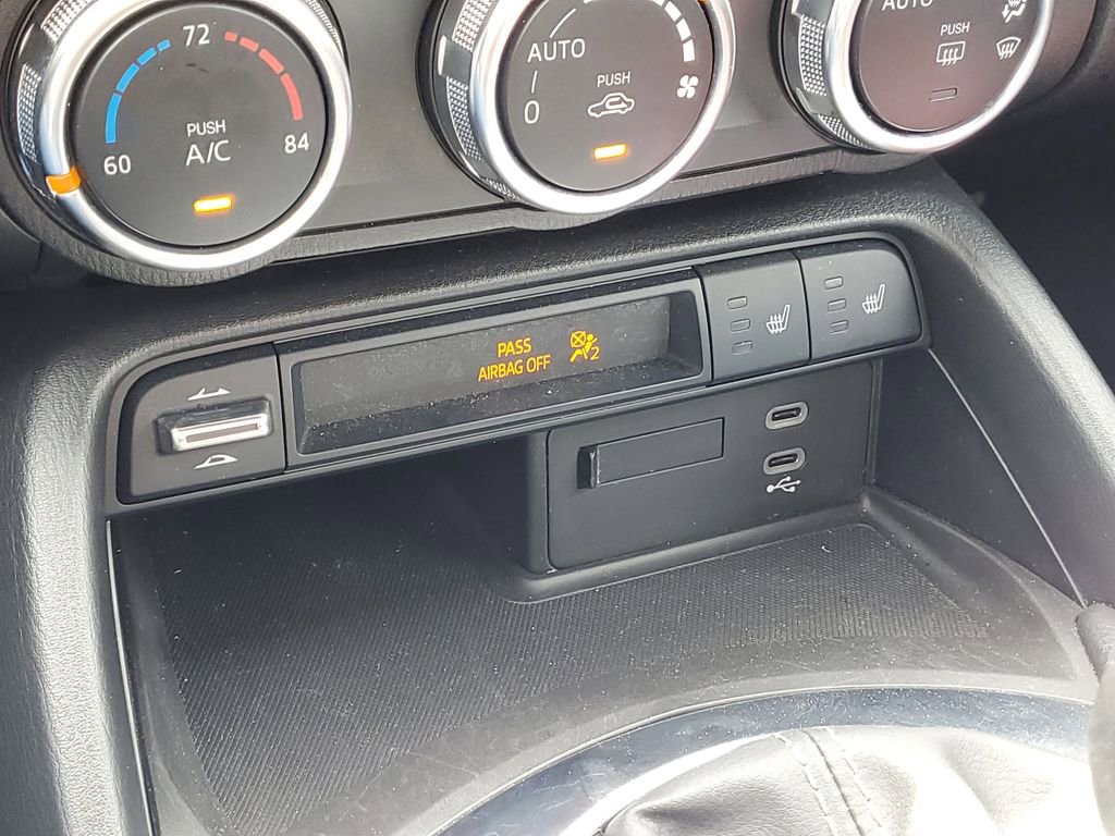 Used 2025 MAZDA MX-5 Miata RF Grand Touring RWD image 18