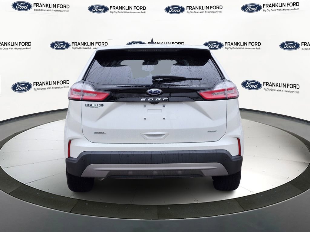 Certified 2022 Ford Edge SEL w/ Convenience Package image 4