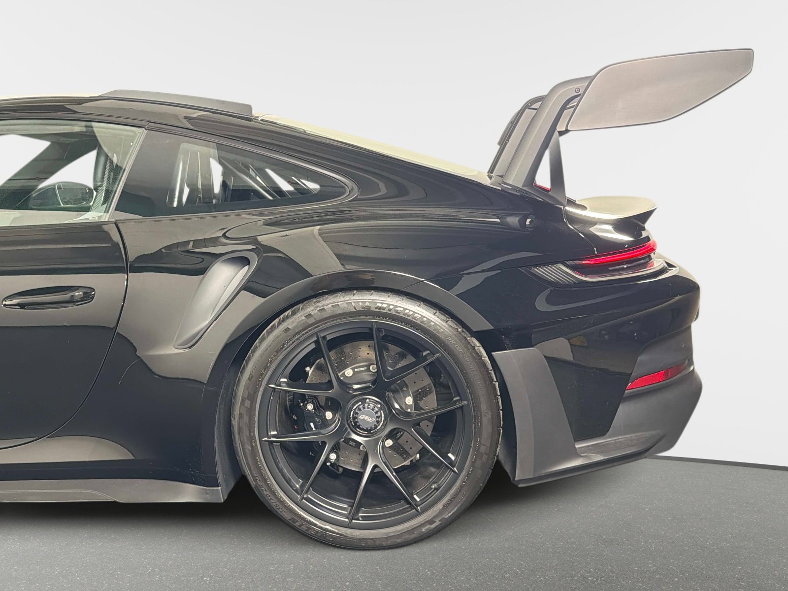 Used 2024 Porsche 911 GT3 RS RWD image 15