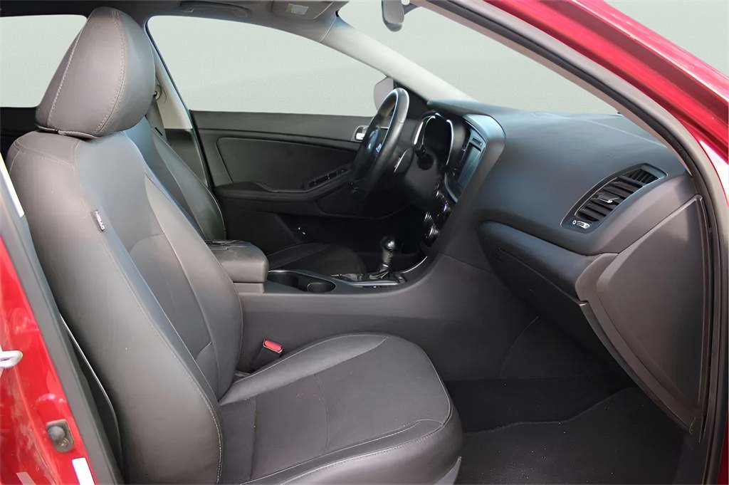 Used 2015 Kia Optima SX w/ SX Turbo Premium Package image 30