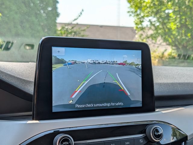 Used 2020 Ford Escape SE FWD image 20