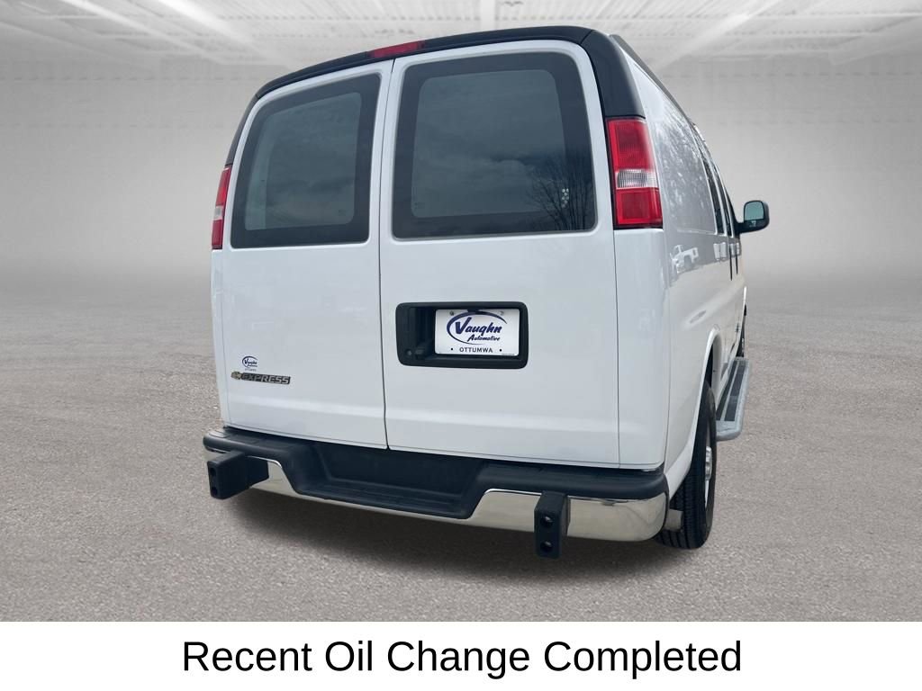 Used 2024 Chevrolet Express 2500 w/ Driver Convenience Package image 12