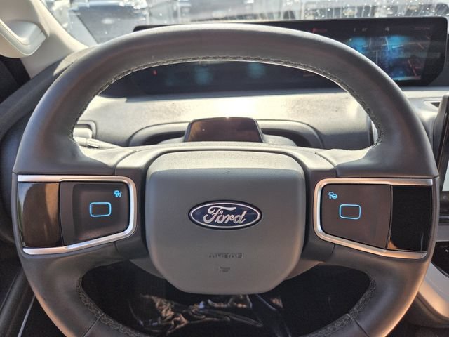 Certified 2025 Ford Expedition Active AWD/4WD image 28