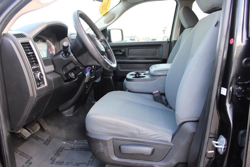 Used 2017 RAM 1500 Express image 15