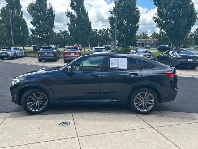 Used 2019 BMW X4 xDrive30i w/ M Sport Package 2 AWD/4WD image 4
