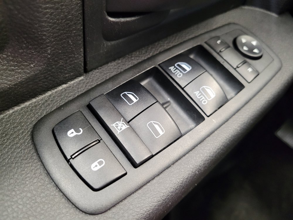 Used 2018 RAM 1500 Express w/ Express Value Package AWD/4WD image 27
