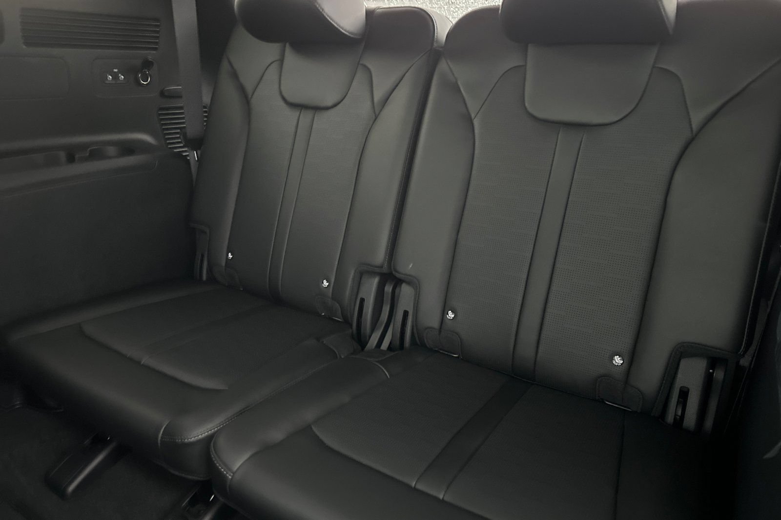 New 2026 Kia Sorento S FWD image 15