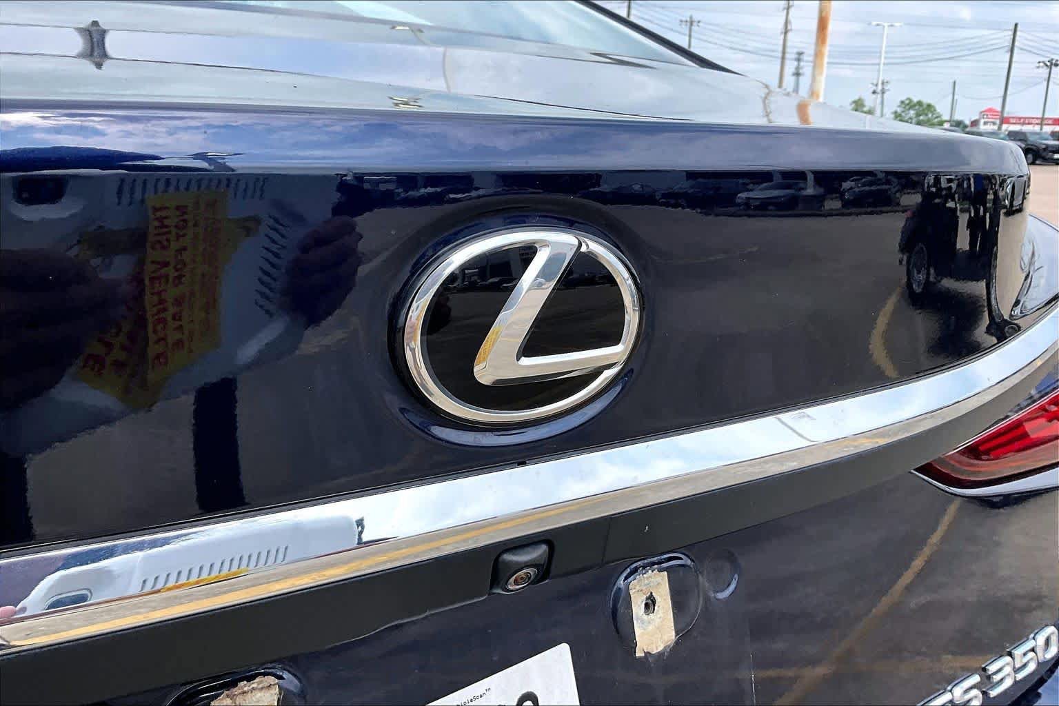 Used 2019 Lexus ES 350 w/ Accessory Package 2 FWD image 30