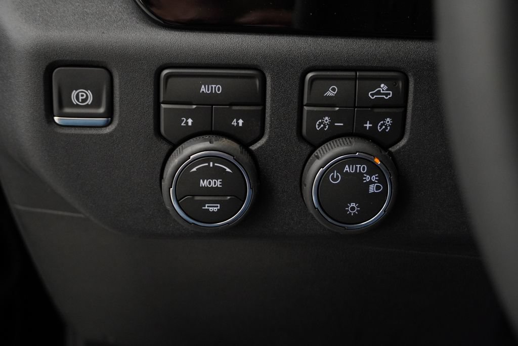 New 2026 Chevrolet Silverado 1500 LT w/ Safety Package AWD/4WD image 22