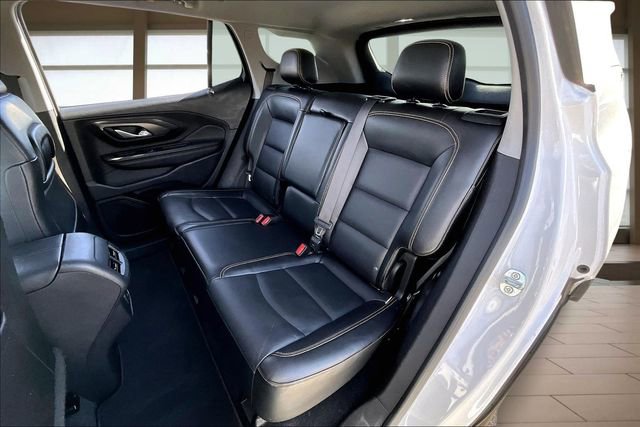 Used 2021 GMC Terrain SLT image 26