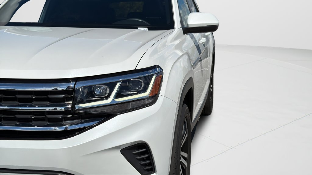 Certified 2023 Volkswagen Atlas Cross Sport SEL AWD/4WD image 38