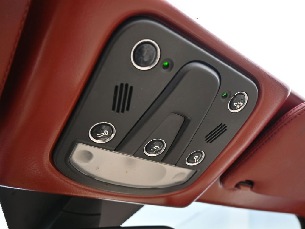 Used 2015 Maserati GranTurismo Convertible image 21