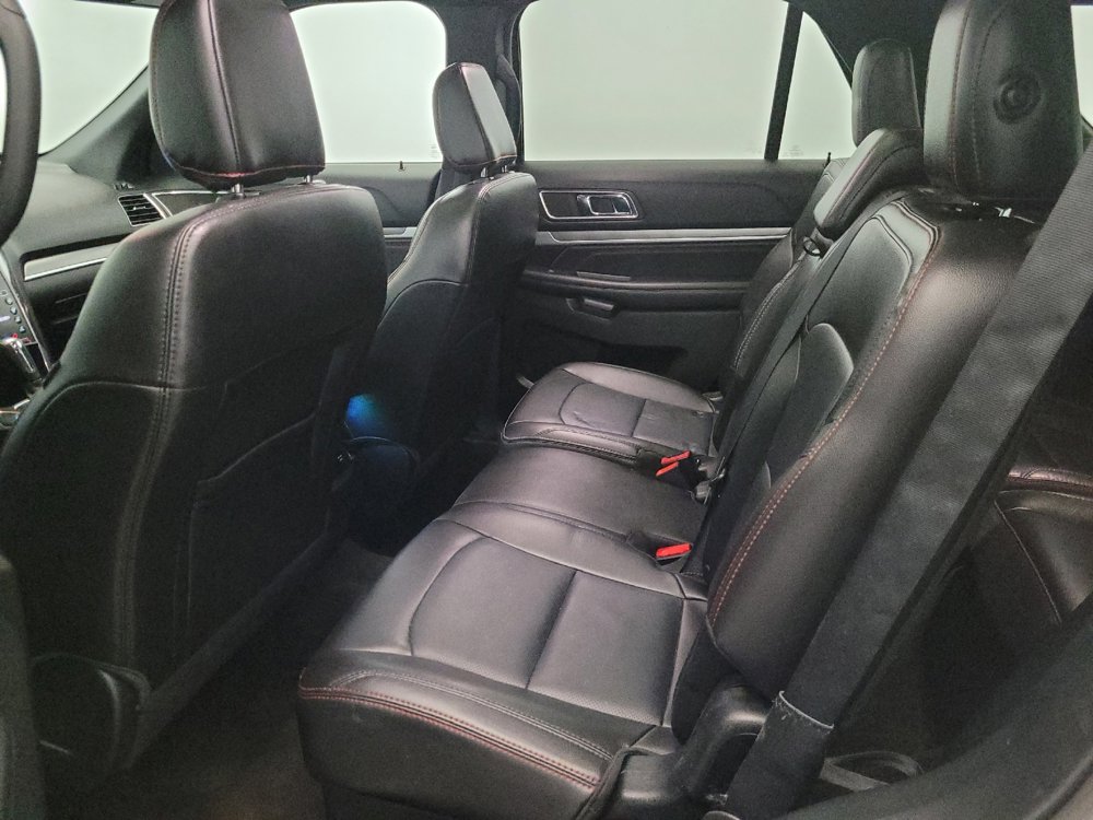 Used 2018 Ford Explorer Sport w/ Equipment Group 401A AWD/4WD image 18