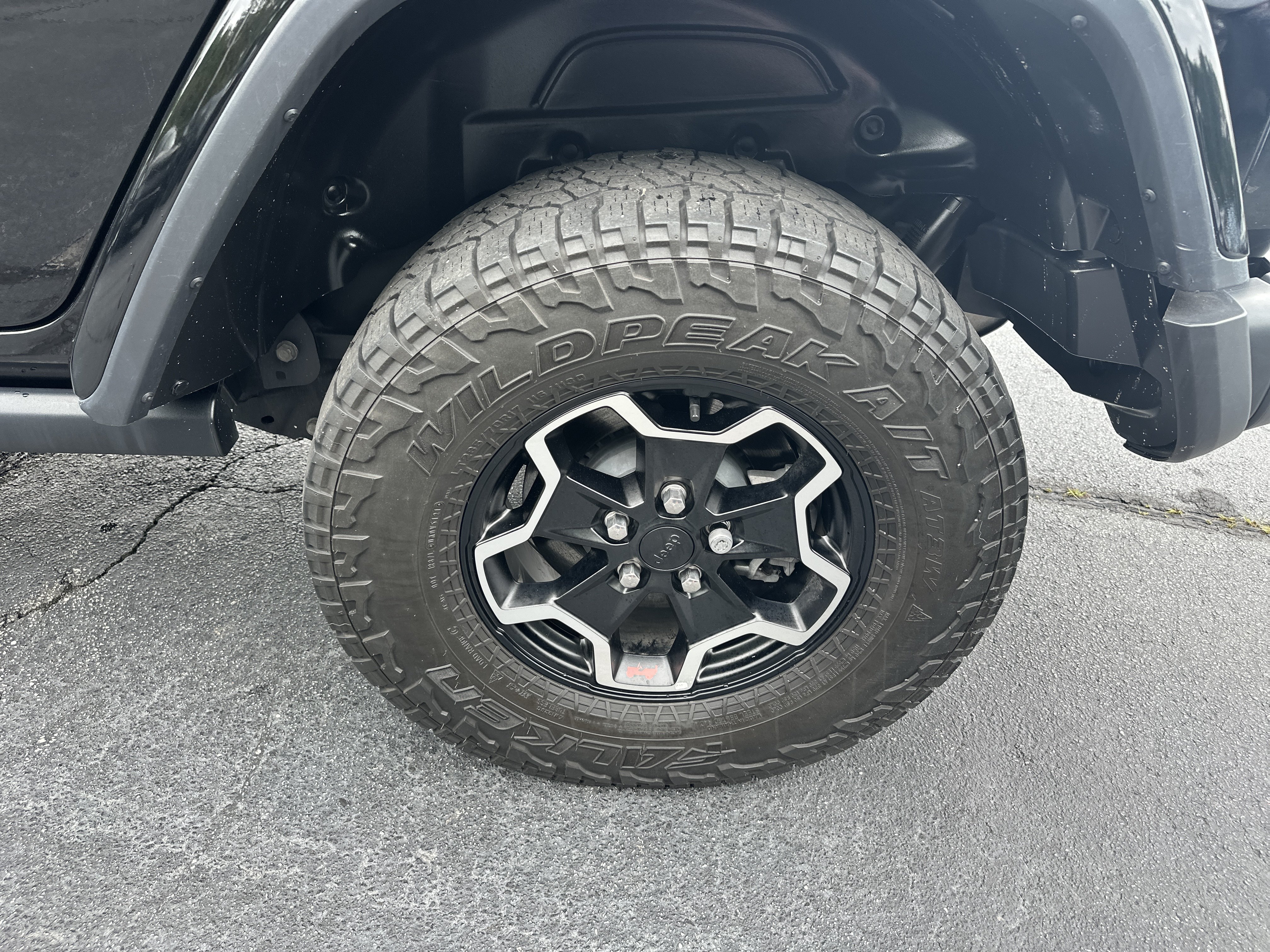 Used 2022 Jeep Wrangler Unlimited Rubicon 4xe AWD/4WD image 23