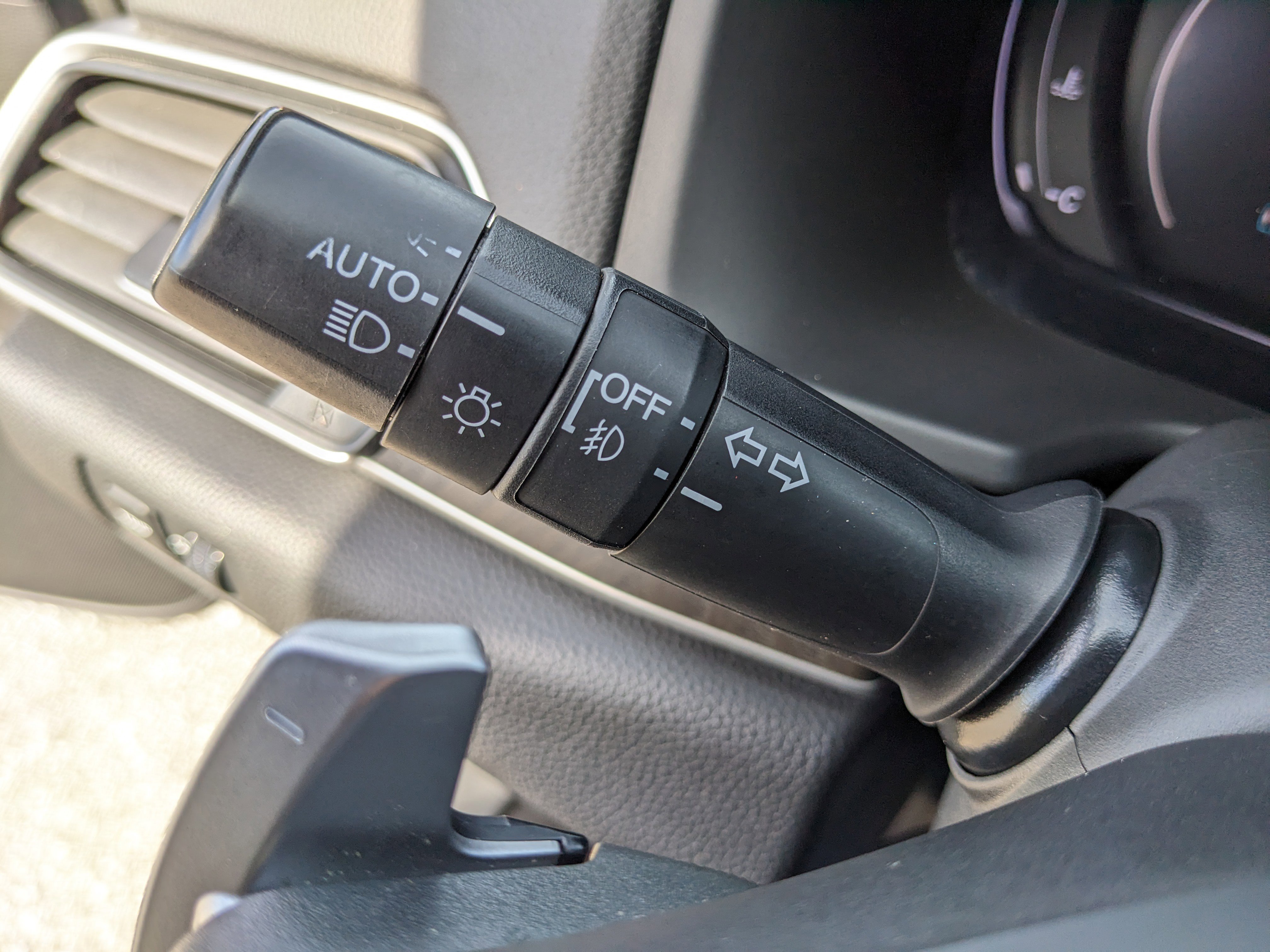 Used 2018 Honda Accord EX-L image 39