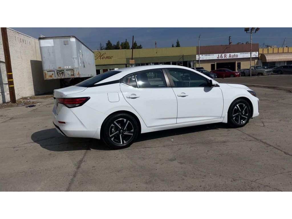 Used 2024 Nissan Sentra SV w/ Trunk Package image 3