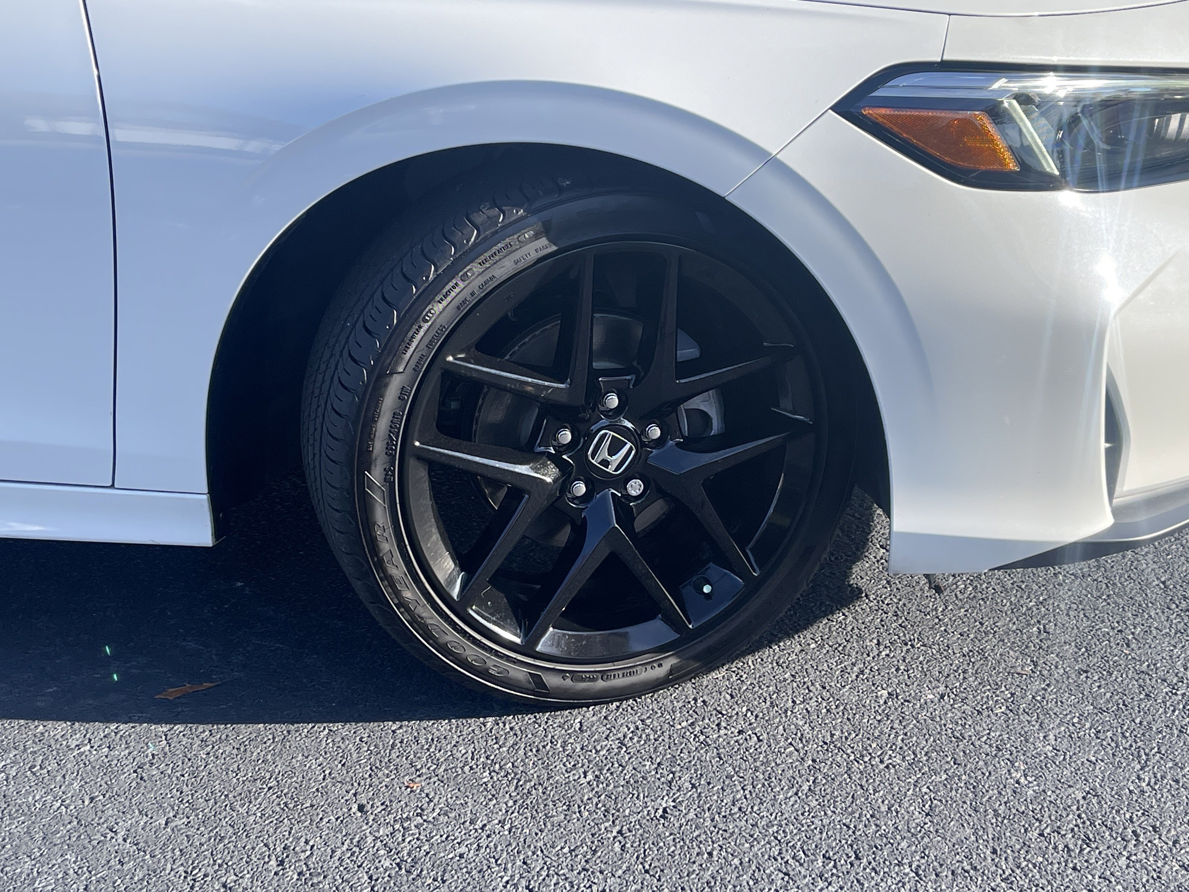 Certified 2025 Honda Civic Sport image 33