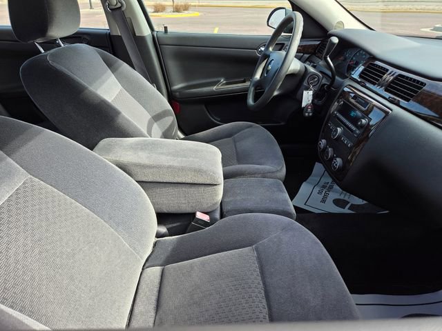 Used 2016 Chevrolet Impala Limited LS image 28