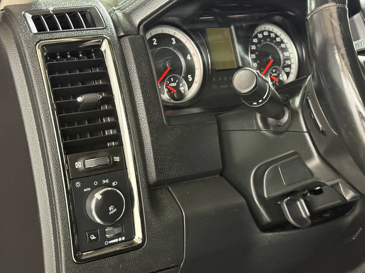 Used 2018 RAM 2500 Lone Star w/ Sport Appearance Group AWD/4WD image 59